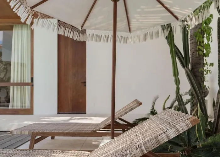 Villa Boya - 6br Luxury Oasis In Berawa Canggu (Bali)