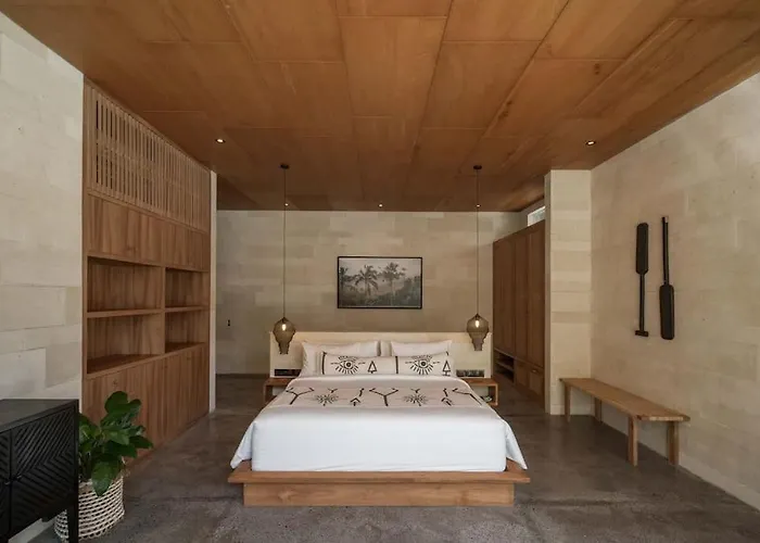 Boya - 6br Luxury Oasis In Berawa