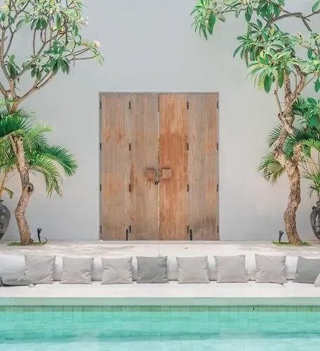Boya - 6br Luxury Oasis In Berawa