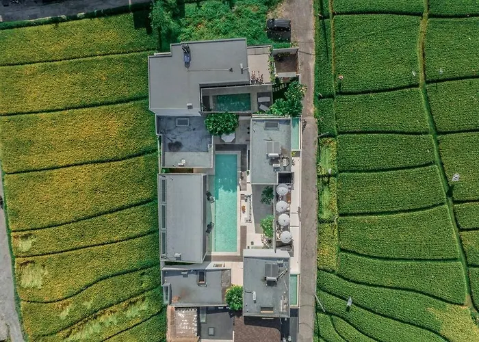 Boya - 6br Luxury Oasis In Berawa Villa Canggu (Bali)