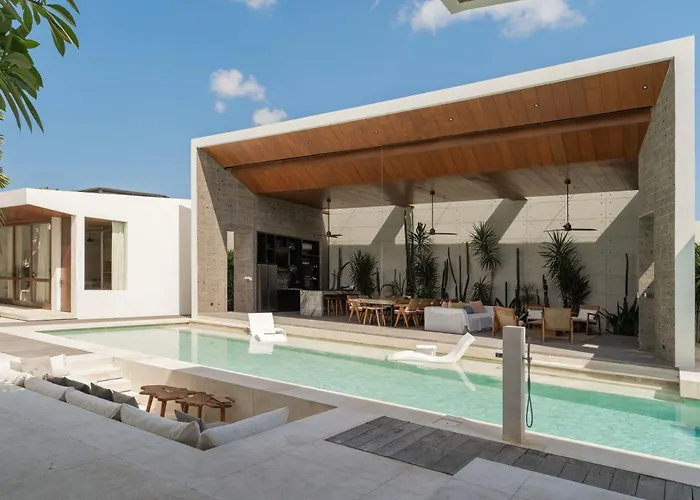 Boya - 6br Luxury Oasis In Berawa Villa Canggu (Bali)