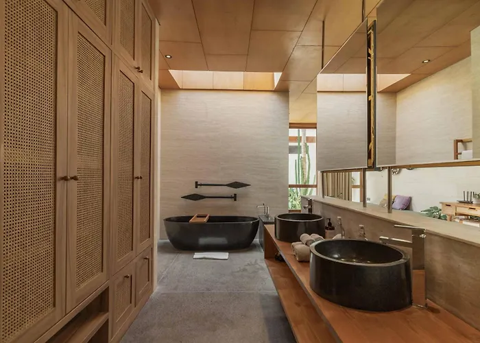 Villa Boya - 6br Luxury Oasis In Berawa *