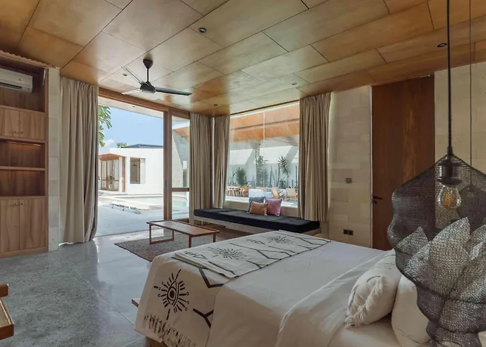 Villa Boya - 6br Luxury Oasis In Berawa *